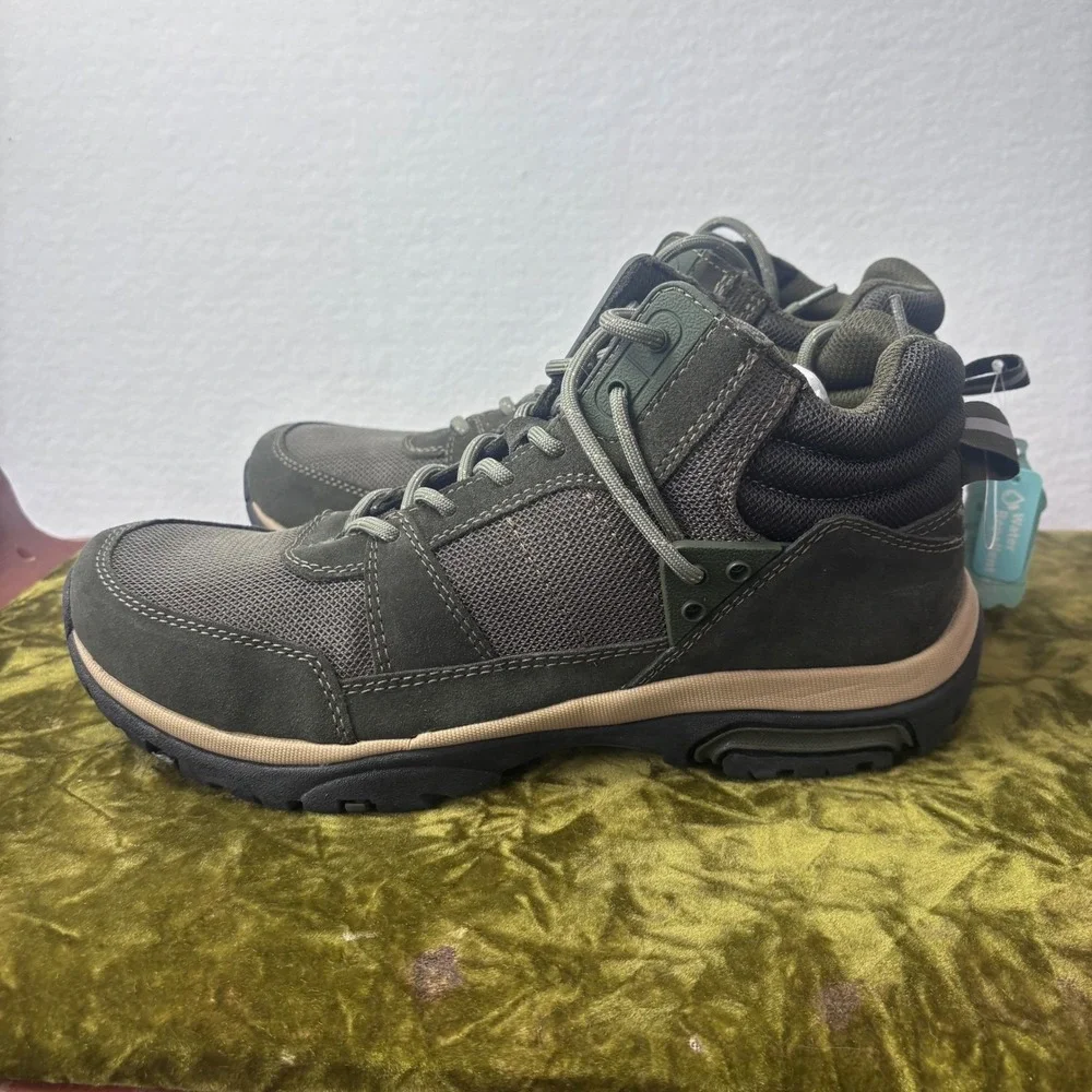 Lands End Mens Hiking Boots Olive Green Suede Mesh Water Repellent‎ Size 11 NWOB